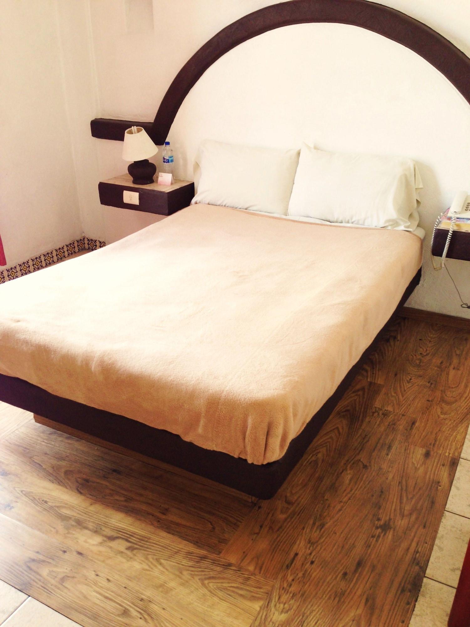 Hotel Plaza Morelia Esterno foto