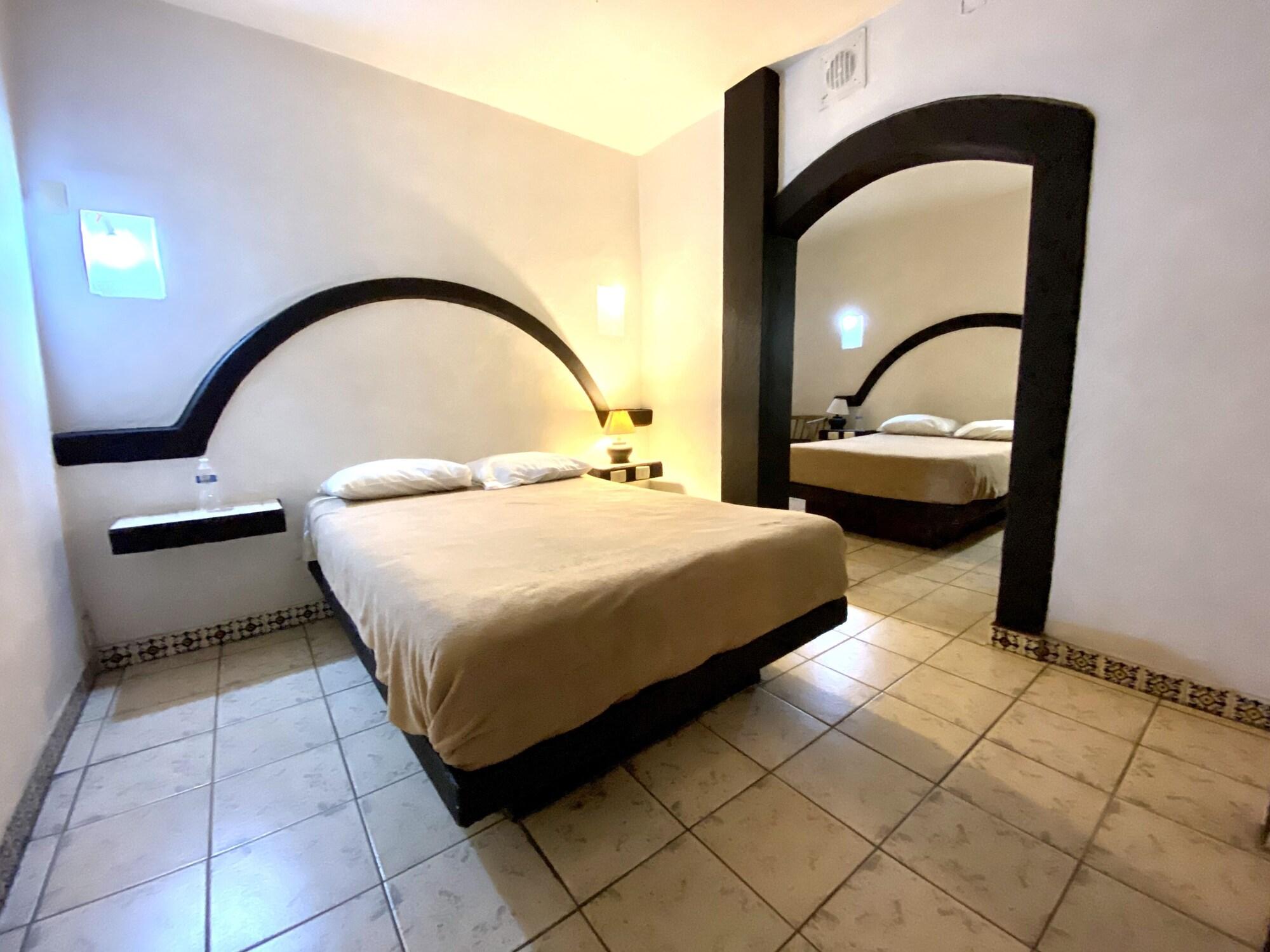 Hotel Plaza Morelia Esterno foto